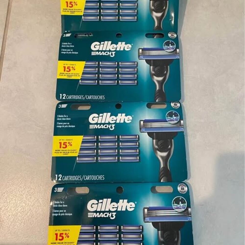 4 brand new Gillette mach3 cartridges bundle set (12 in each pack ) 48 total